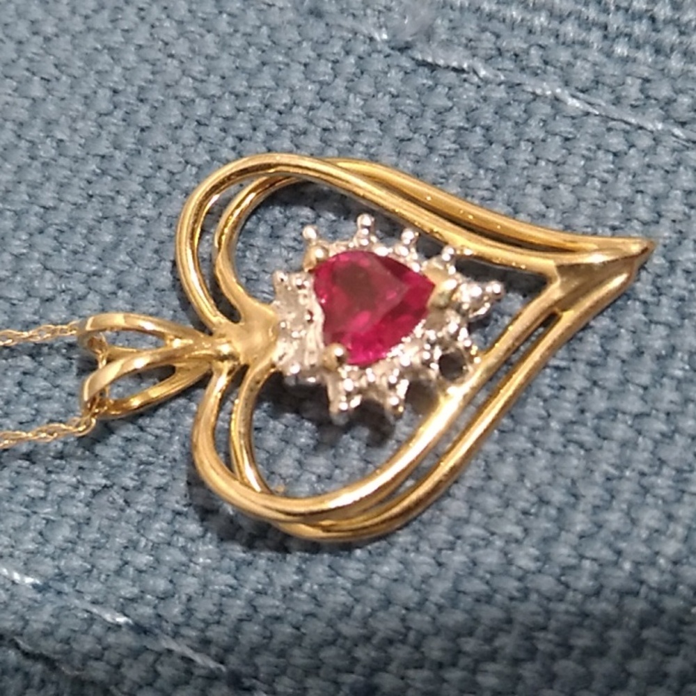 10kt Yellow Gold Diamond Ruby Heart Pendant W Original 10kt Gold Chain 20" - Picture 7 of 11